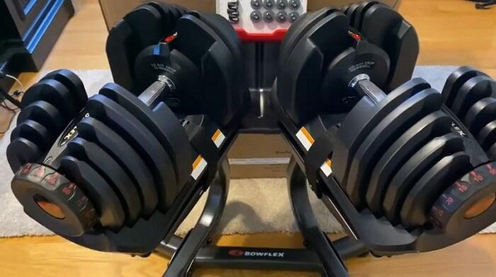 BowFlex SelectTech Dumbbells 1090 on stand Bowflex 1090 dumbbells unboxing