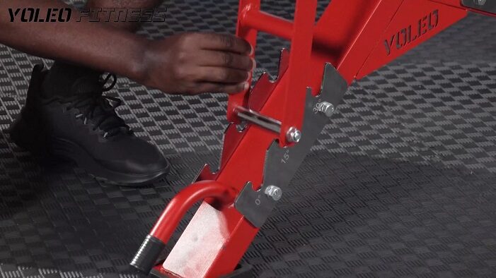 close up of Yoleo commercial bench adjustable seat