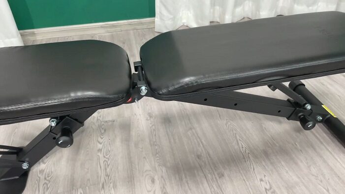 LeikeFitness weight bench close up