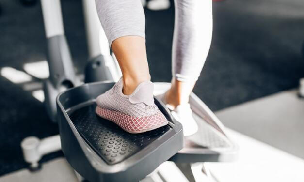 How to Use an Elliptical Trainer to Lose Weight (Even If You’re a Beginner)